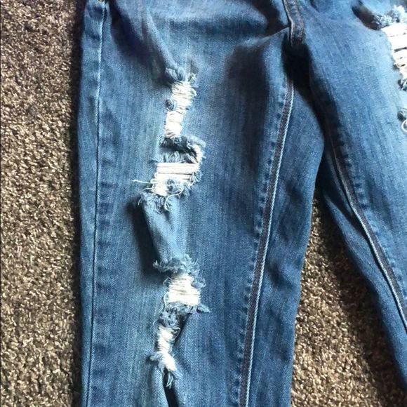 Bullhead Distressed Denim Sz 7 high rise skinny - Picture 8 of 9